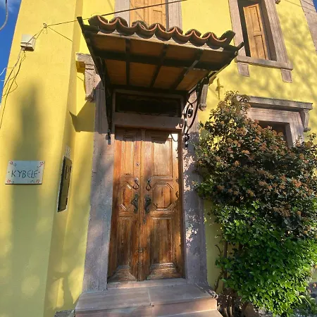 Stone House With Garden In Cunda/ayvalik 度假居 Ayvalı